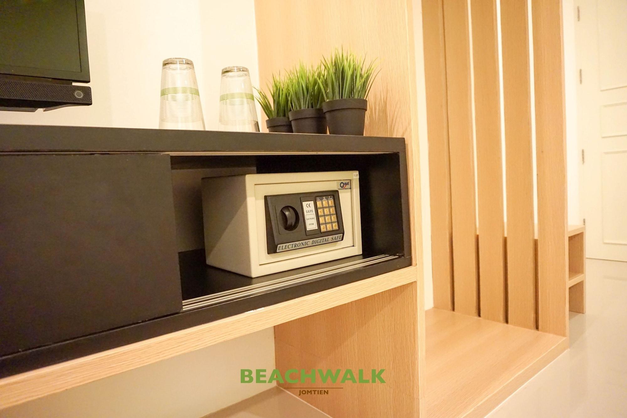 Beachwalk Jomtien Buitenkant foto