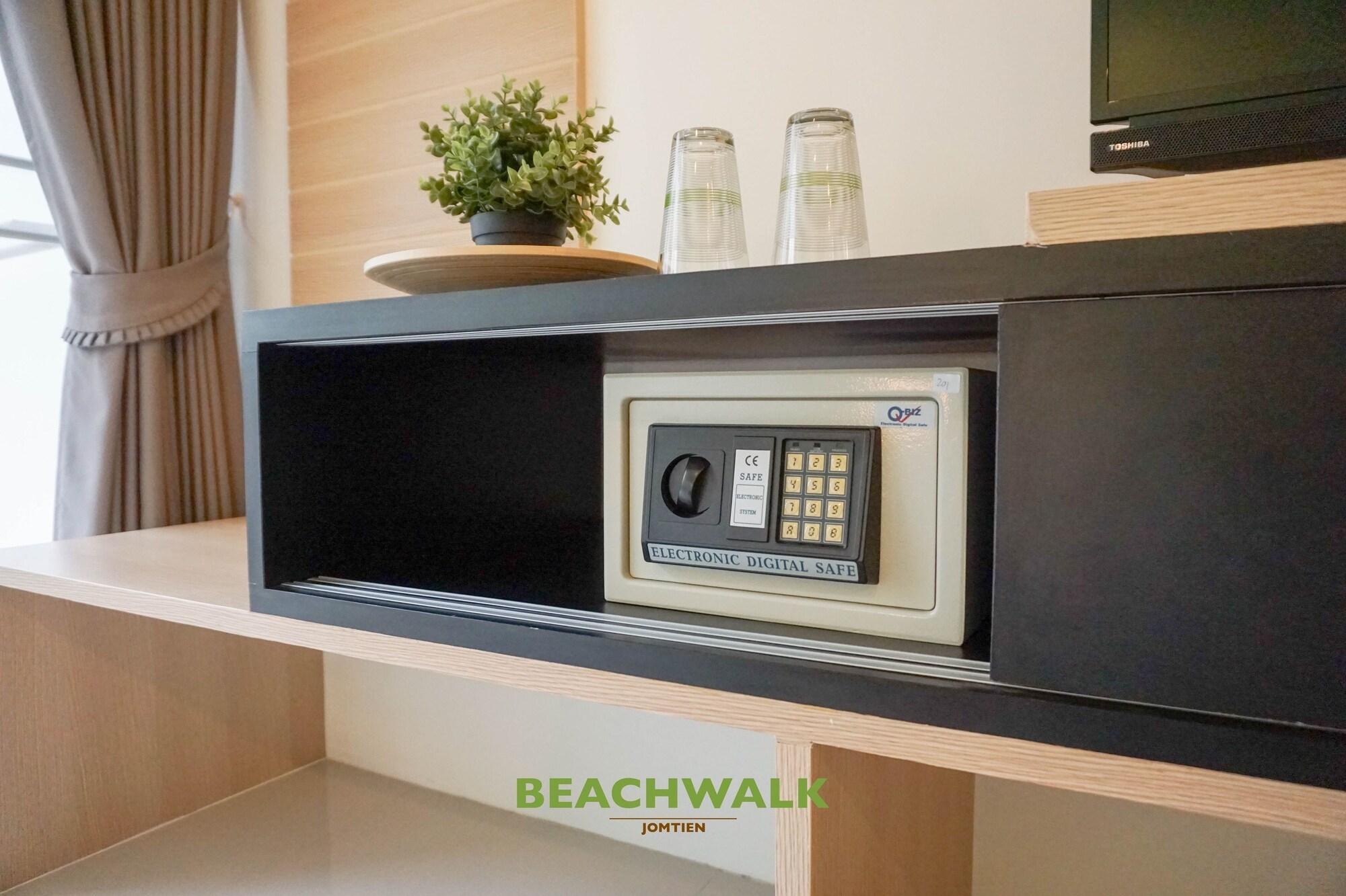 Beachwalk Jomtien Buitenkant foto